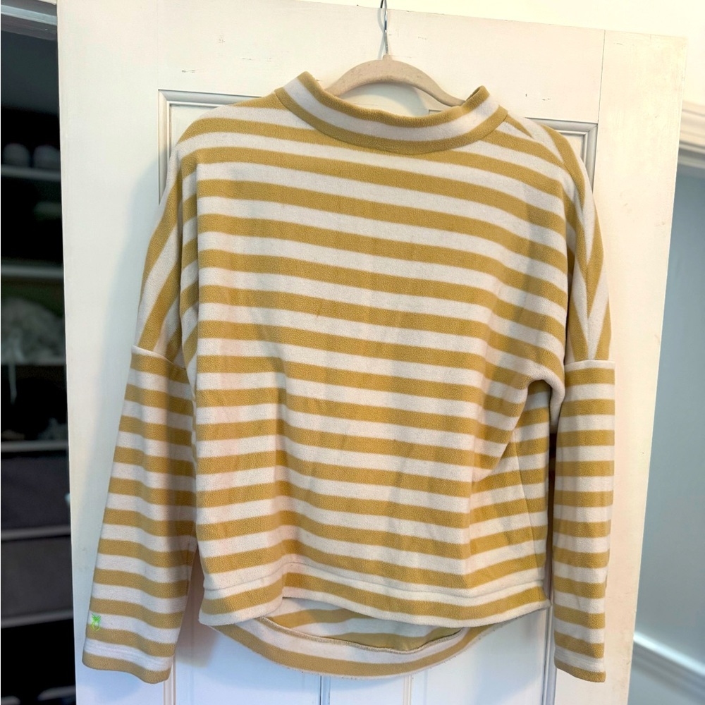Dudley Stephens tan and white striped fleece in small.